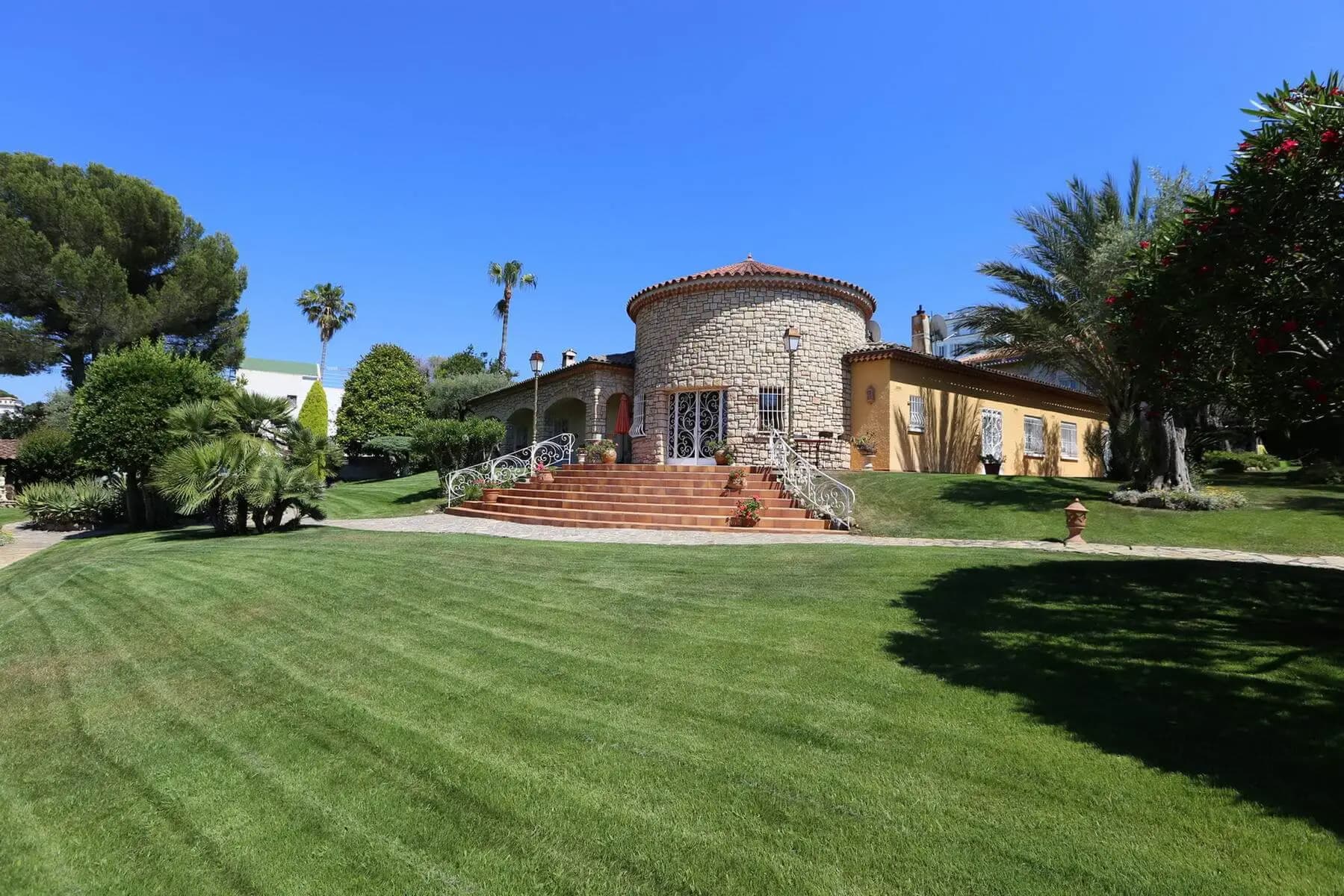 Villa Cap d'Antibes — vue 3
