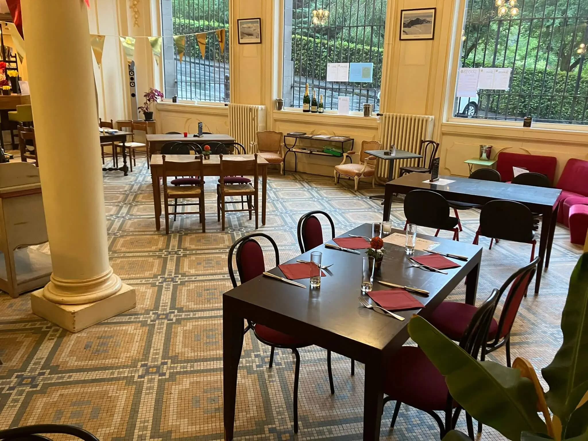 Grand Hôtel Médicis La Bourboule — vue 8