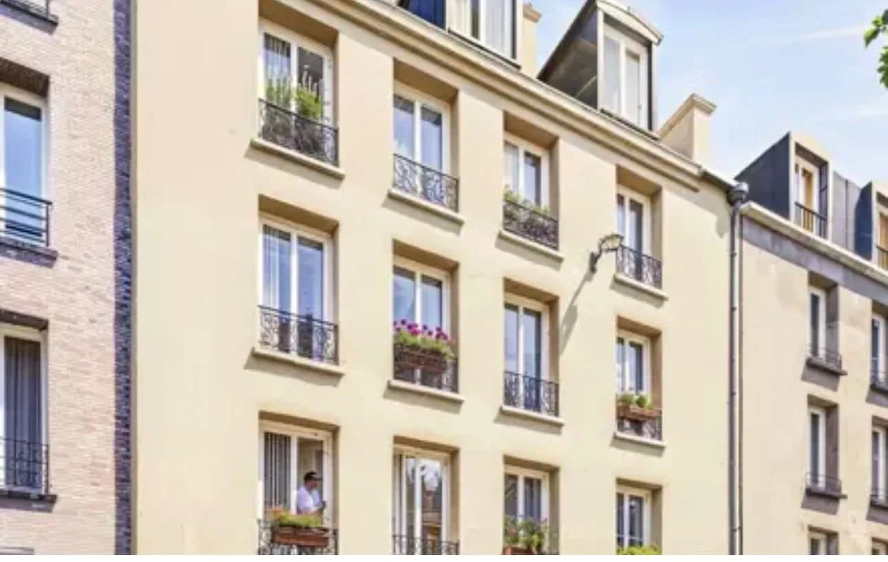Immeuble Polonceau Paris — vue 6
