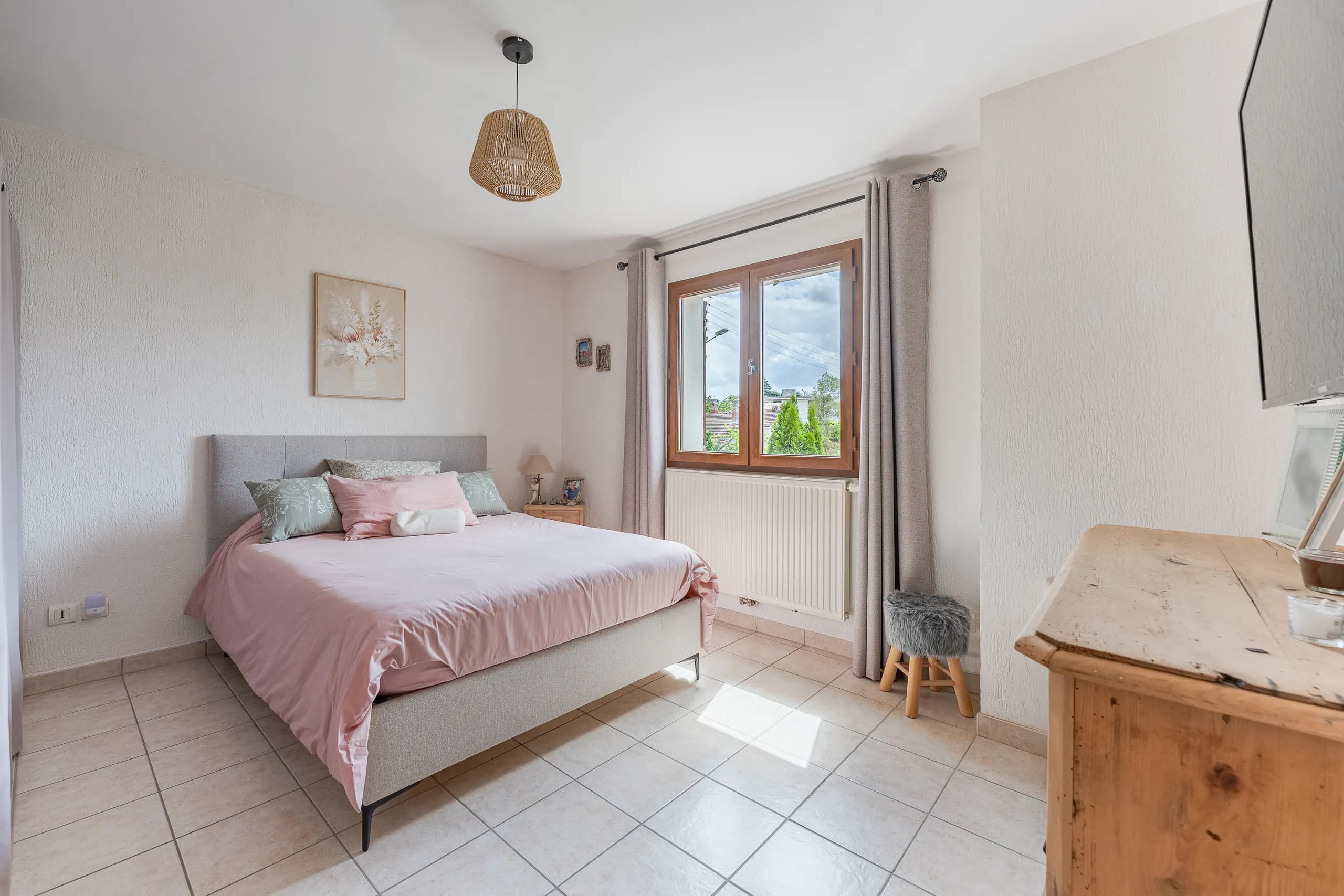 Immeuble Croix Blanche Villars-les-Dombes — vue 10