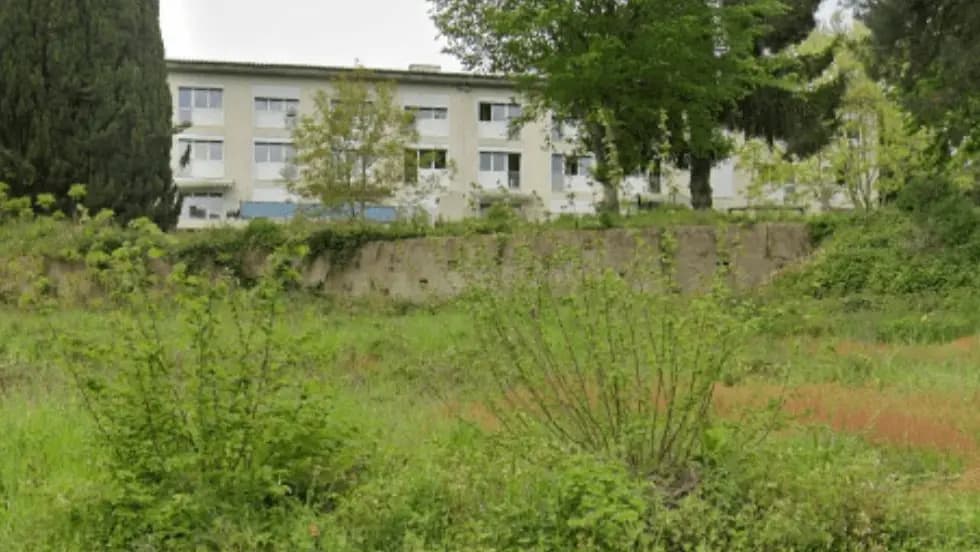 Immeuble Grands Coteaux Le Cellier — vue 4