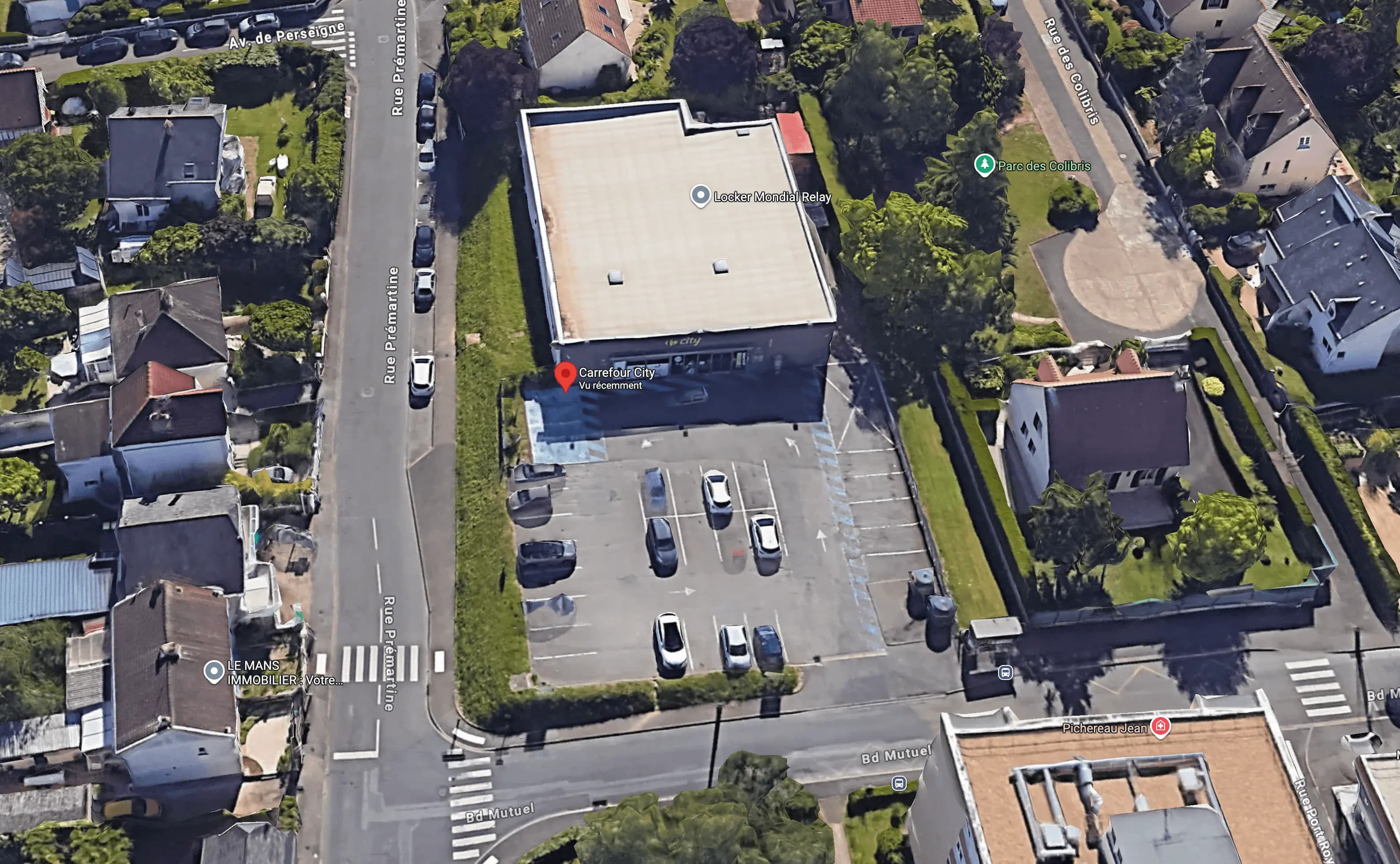 Local Commercial Carrefour Le Mans — vue 3