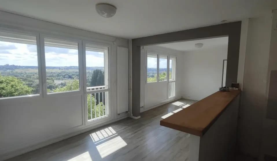 Immeuble Grands Coteaux Le Cellier — vue 5