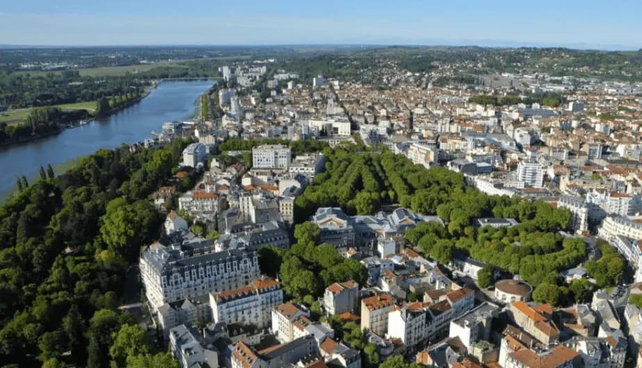 Maison Jeanne d’arc Vichy — vue 2