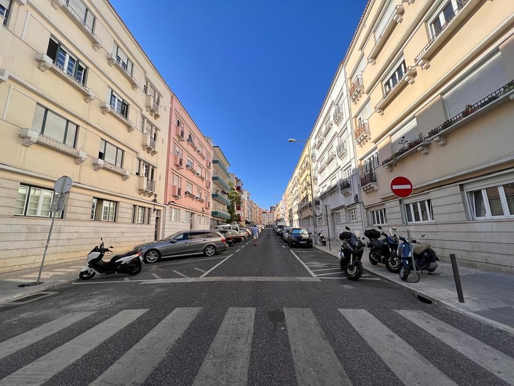 Appartement Almirante Reis — vue 10