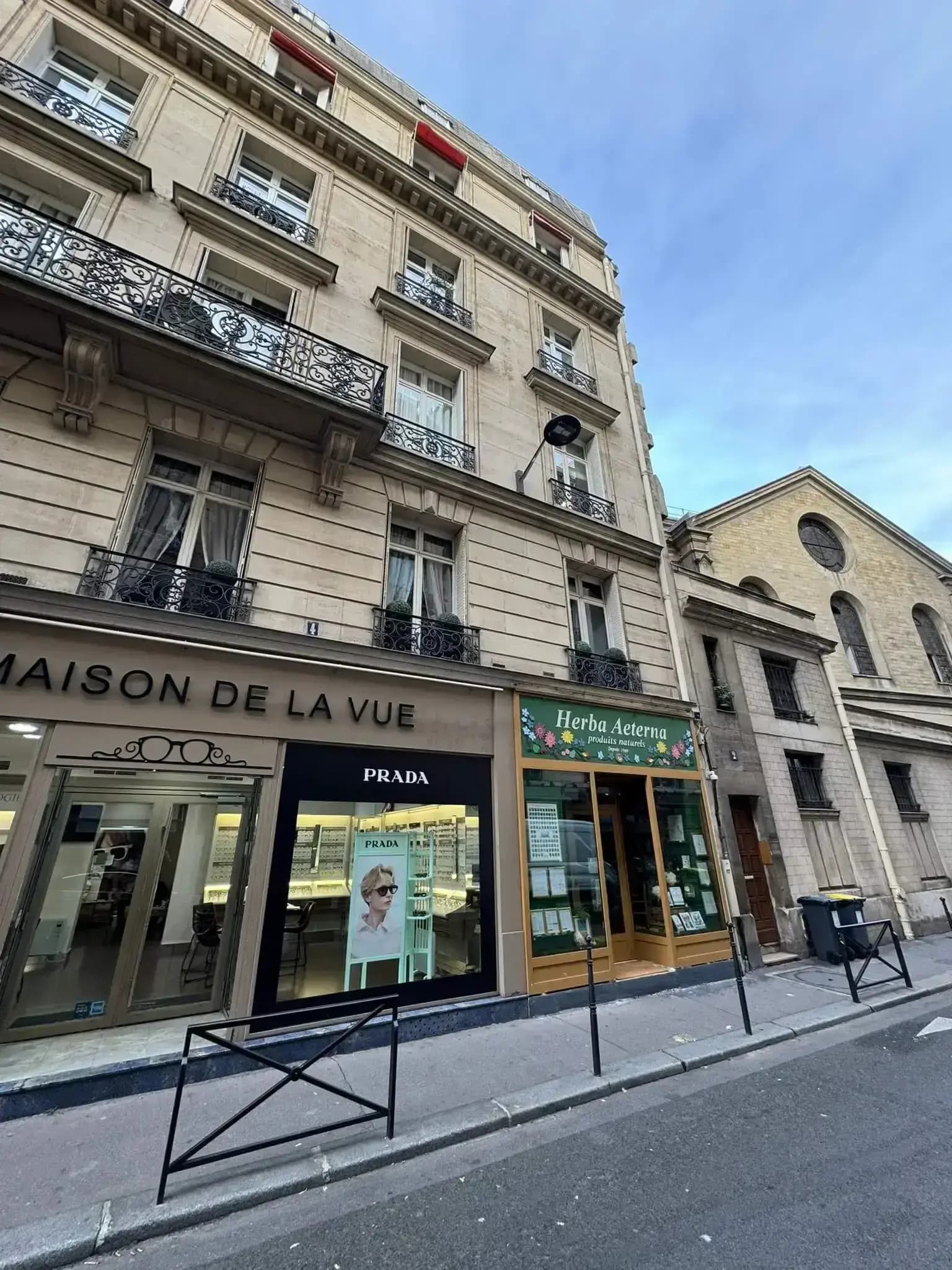 Locaux commerciaux Avenue Victor Hugo Paris 16 — vue 3