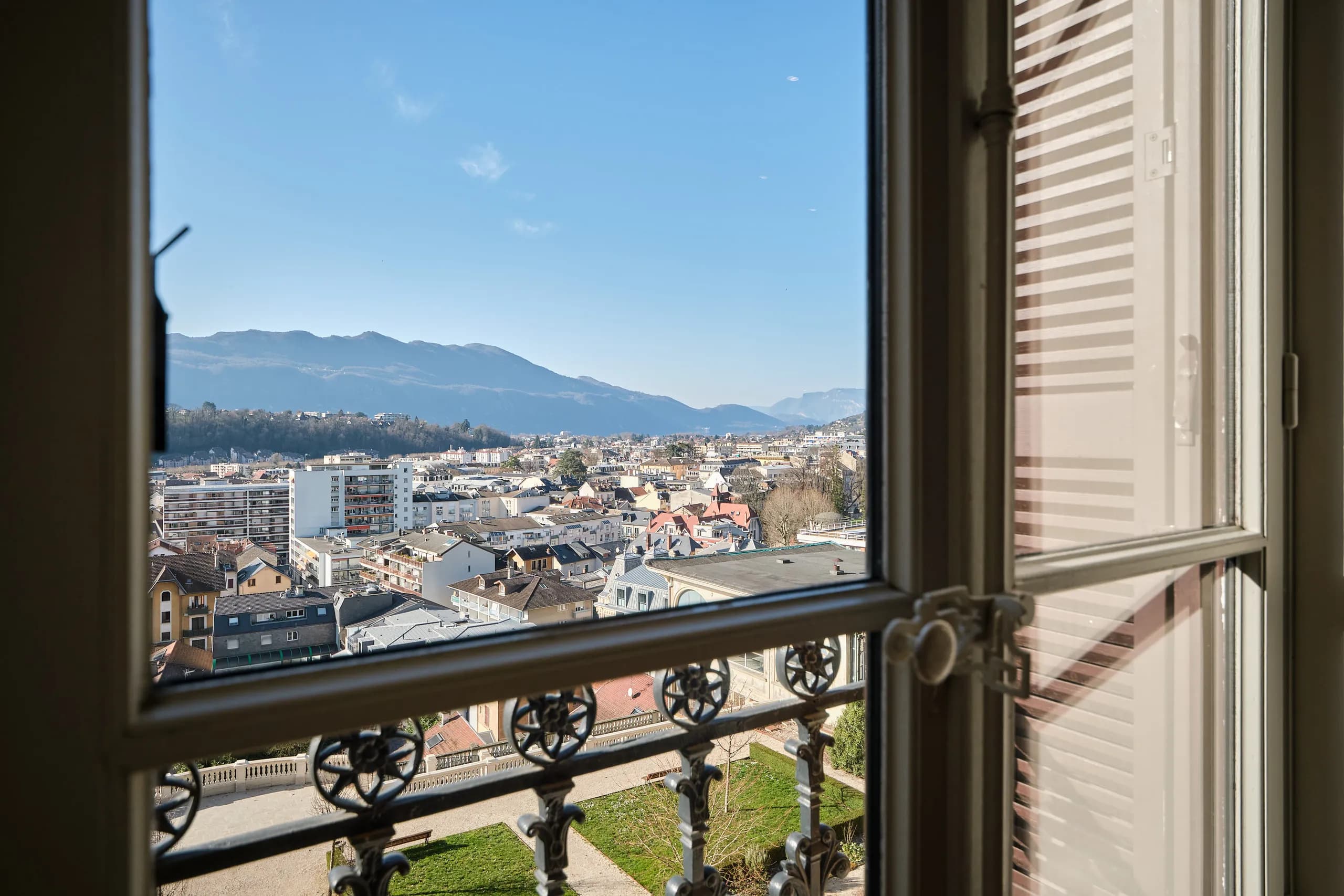 Le Bernascon Aix-les-Bains — vue 18