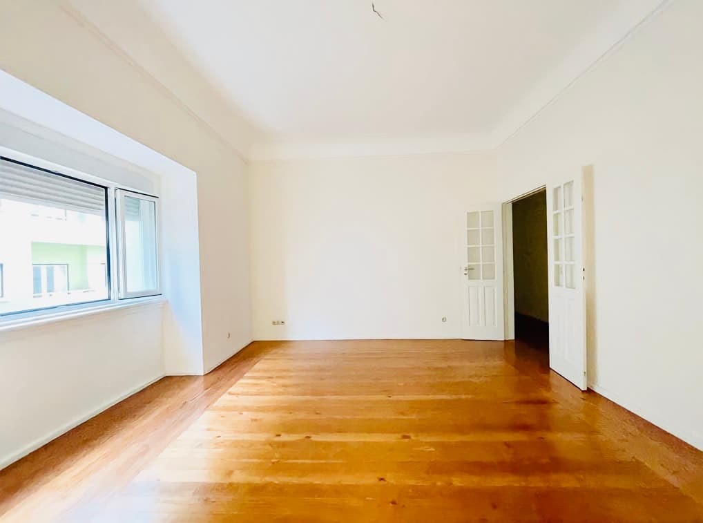Appartement Almirante Reis — vue 5