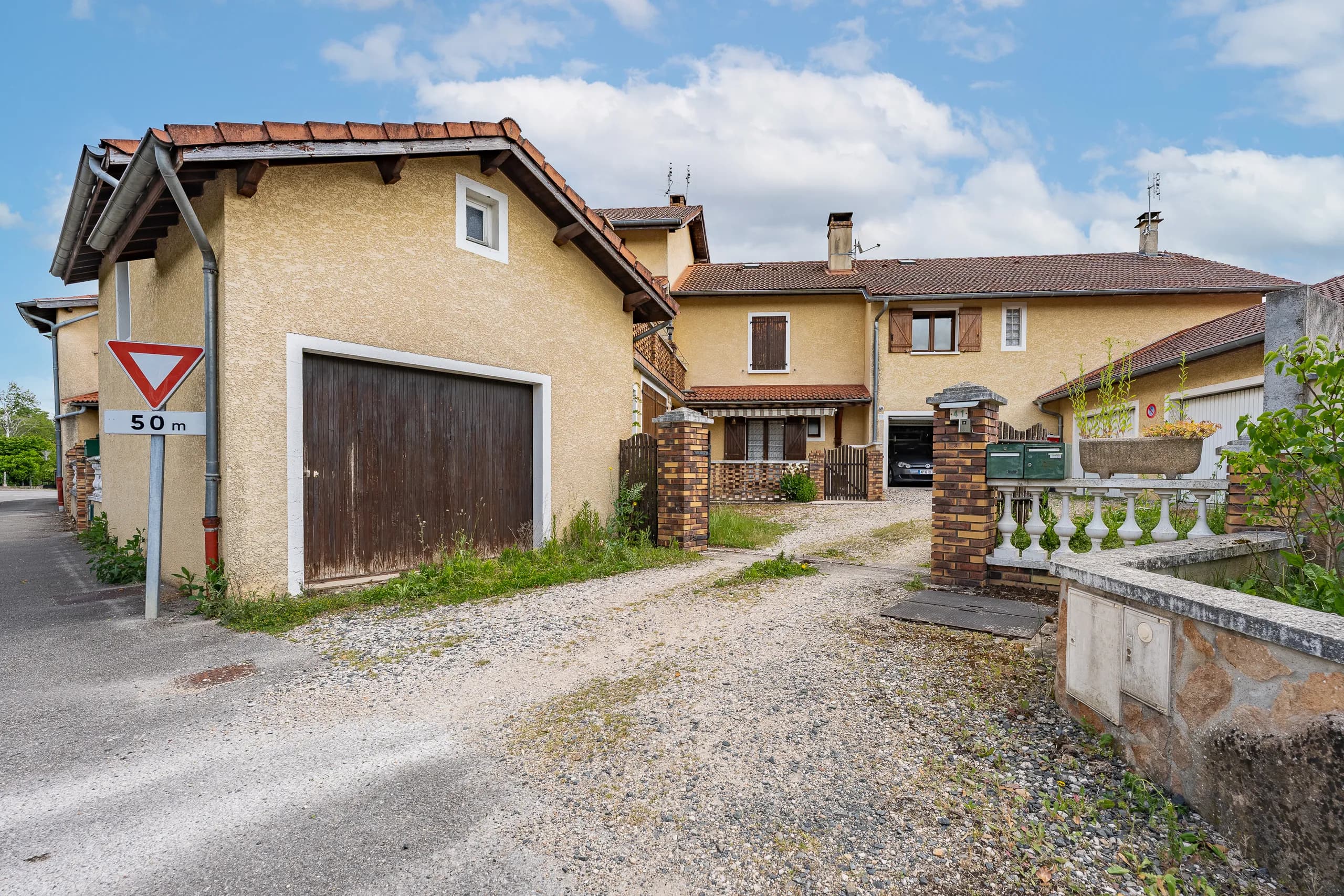 Immeuble Croix Blanche Villars-les-Dombes — vue 3