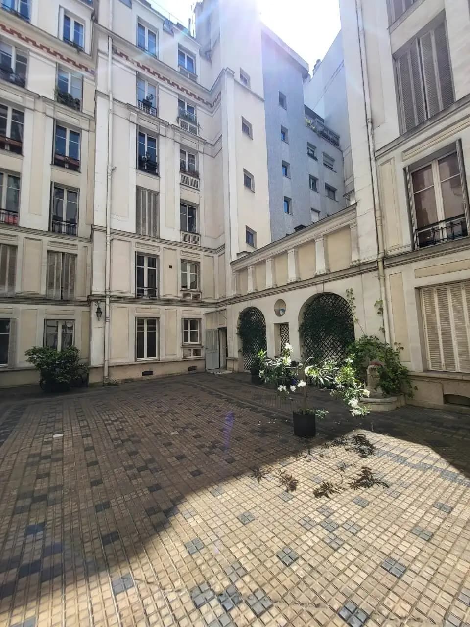 Studio Assas Paris 6e — vue 3